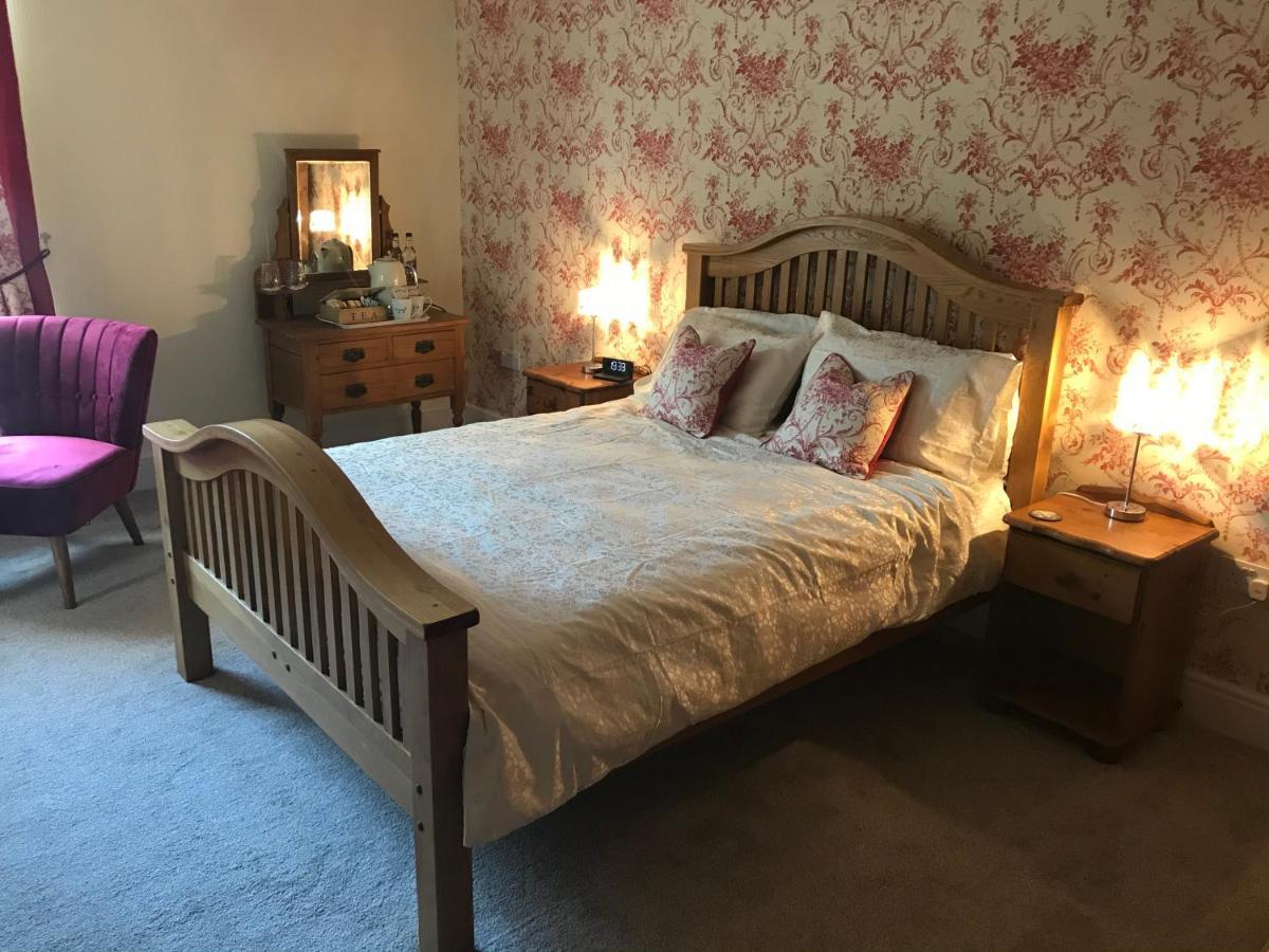 Y Llew Coch Bed & Breakfast Conwy Exterior photo