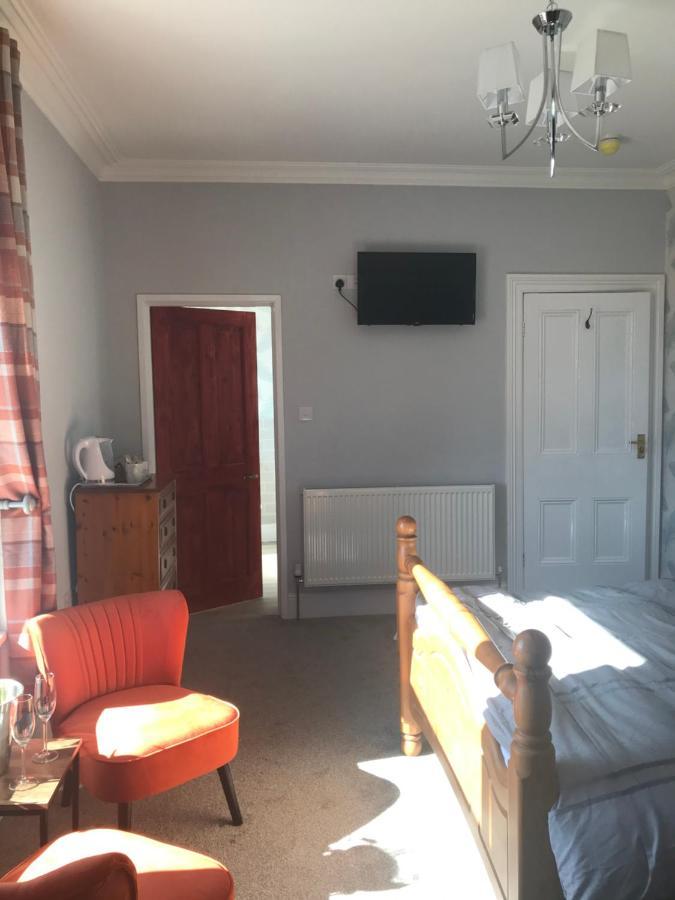 Y Llew Coch Bed & Breakfast Conwy Exterior photo