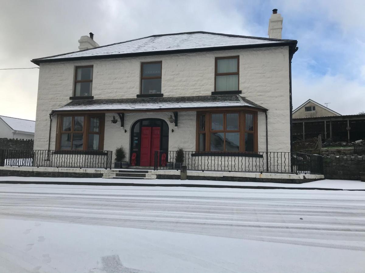 Y Llew Coch Bed & Breakfast Conwy Exterior photo